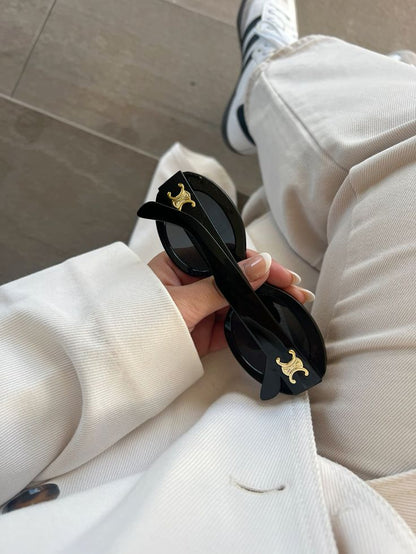 Celine Oval CV-23